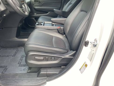Used 2025 Honda Odyssey EX-L image 18
