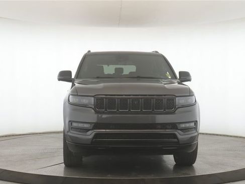 Used 2025 Jeep Grand Wagoneer Series II Obsidian w/ Quick Order Packagew 28T image 12