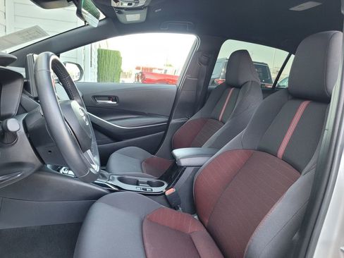 Used 2024 Toyota Corolla SE FWD image 11