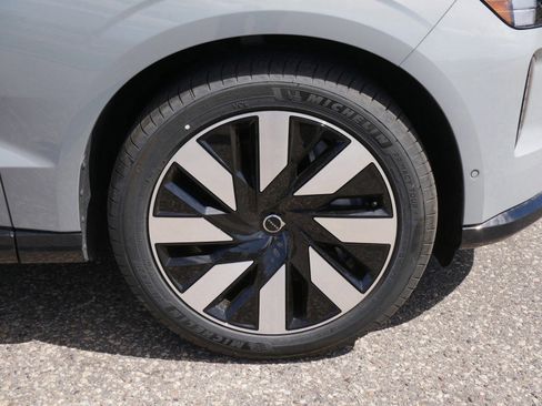 New 2025 Volvo EX90 Ultra image 4