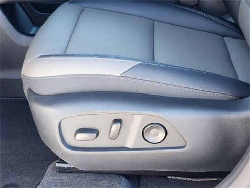 New 2026 Chevrolet Equinox LT w/ Convenience Package II image 20