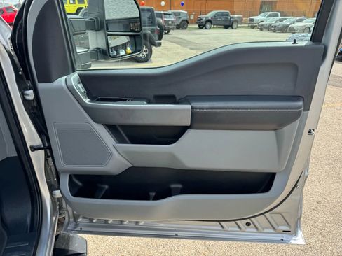Used 2024 Ford F250 XLT image 19
