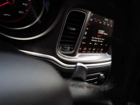 Used 2022 Dodge Charger R/T w/ Plus Group image 24