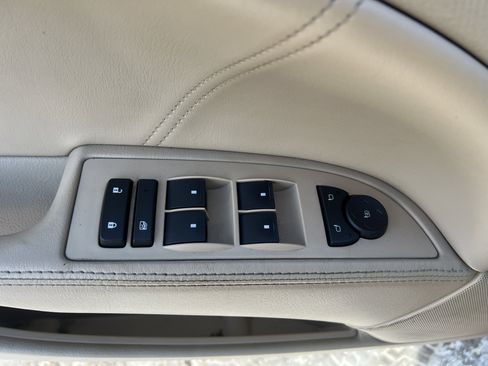 Used 2007 Buick Lucerne CXL image 15