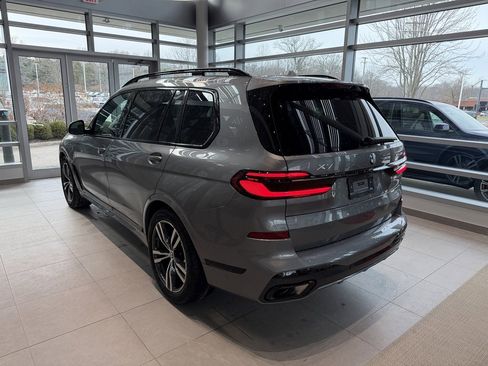 New 2026 BMW X7 xDrive40i image 4