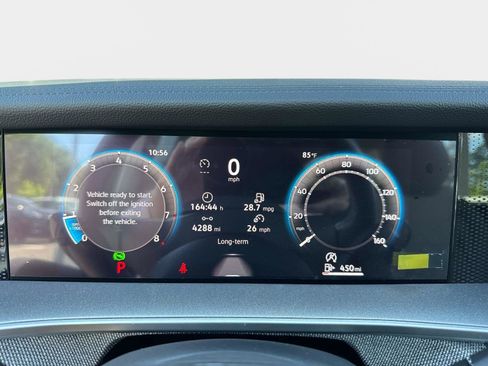 Certified 2025 Volkswagen Tiguan S FWD image 29