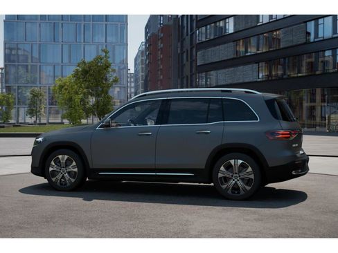 New 2025 Mercedes-Benz EQB 300 4MATIC image 30