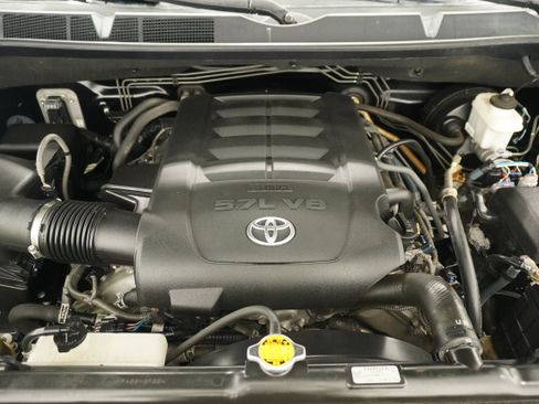 Used 2014 Toyota Tundra SR5 w/ SR5 Upgrade Package RWD image 29