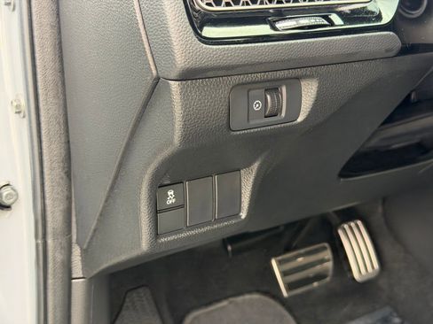 Used 2025 Honda Civic Sport image 16