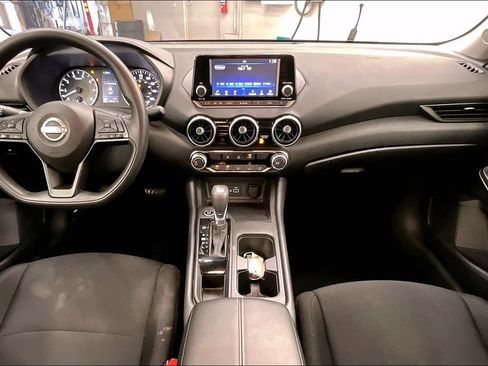 Used 2024 Nissan Sentra S FWD image 14