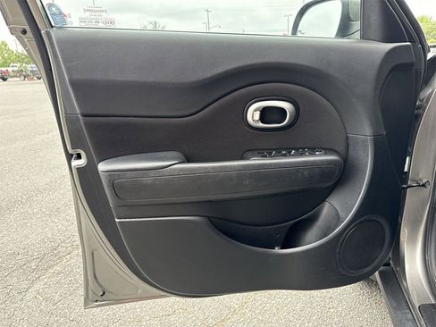 Used 2016 Kia Soul image 20