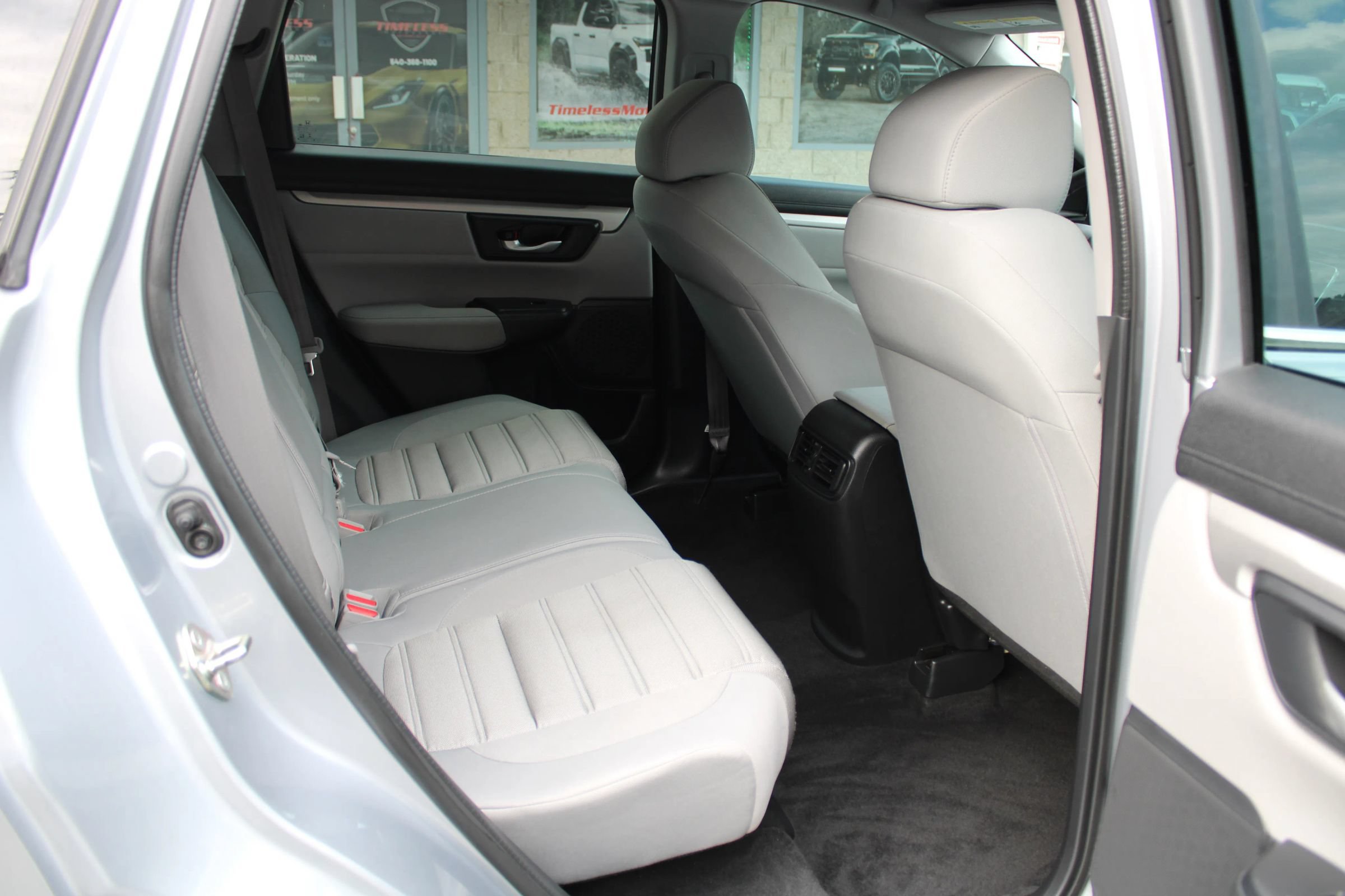 Used 2019 Honda CR-V LX image 21