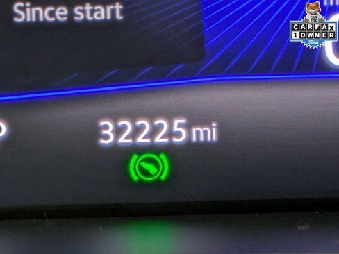 Used 2022 Volkswagen Tiguan S image 14