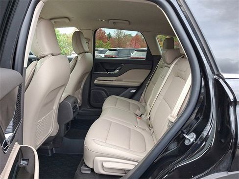 Certified 2022 Lincoln Corsair Standard w/ Equipment Group 101A image 11