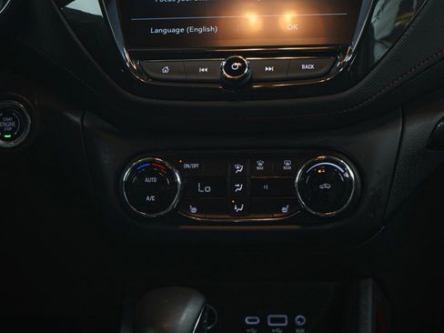 Used 2023 Chevrolet TrailBlazer RS w/ Convenience Package AWD/4WD image 16