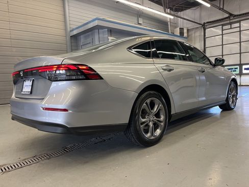 Used 2024 Honda Accord EX image 7