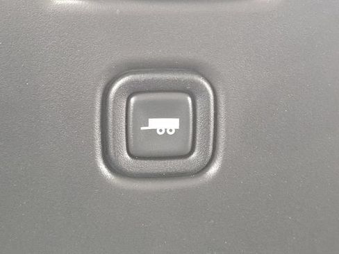 New 2026 GMC Savana 2500 w/ Enhanced Convenience Package RWD image 5