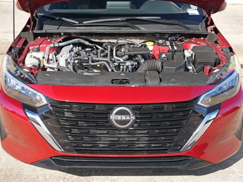 Used 2024 Nissan Sentra SV FWD image 7