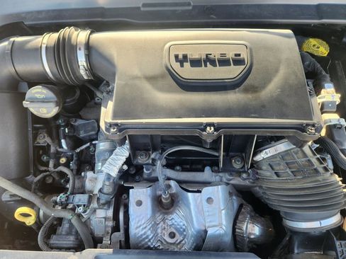 Used 2023 Jeep Compass Limited image 30