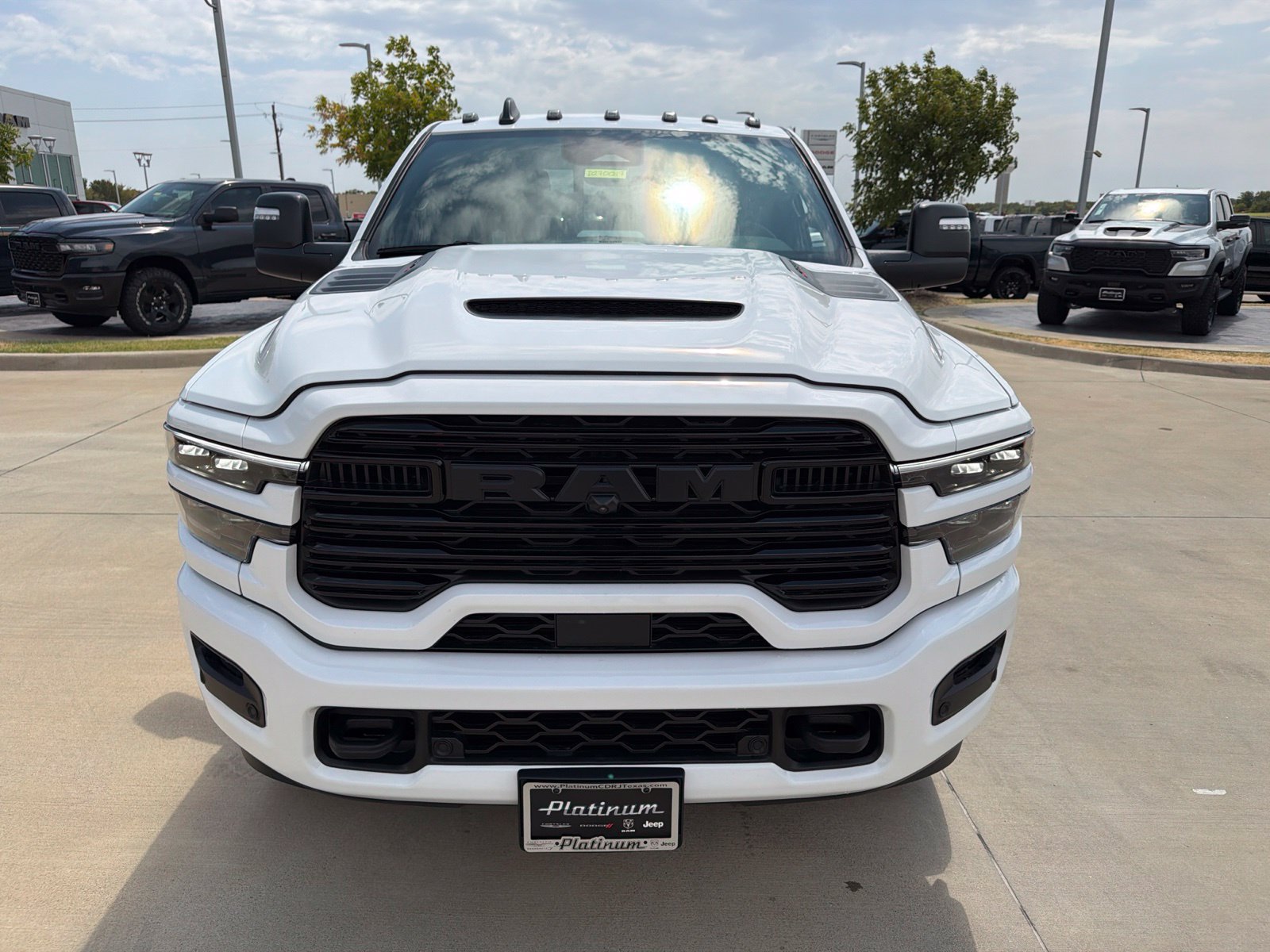 New 2027 RAM 2500 Laramie w/ Night Edition AWD/4WD image 8