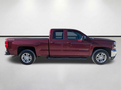 Used 2017 Chevrolet Silverado 1500 LT w/ All Star Edition AWD/4WD image 2