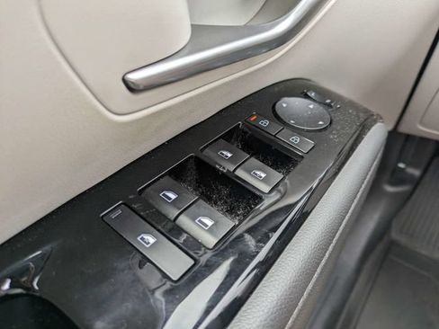 Certified 2025 Hyundai Tucson Limited AWD/4WD image 15