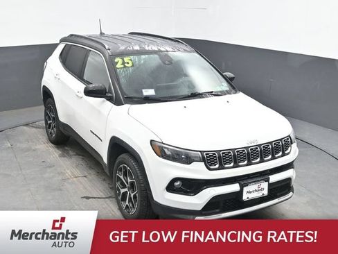 Used 2025 Jeep Compass Limited AWD/4WD image 24