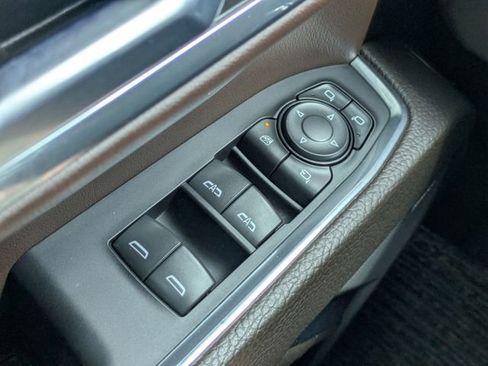 Used 2024 GMC Sierra 1500 Denali w/ Denali Reserve Package AWD/4WD image 27