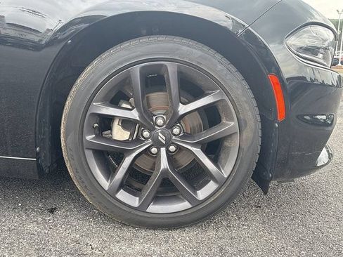 Used 2023 Dodge Charger SXT w/ Blacktop Package RWD image 9