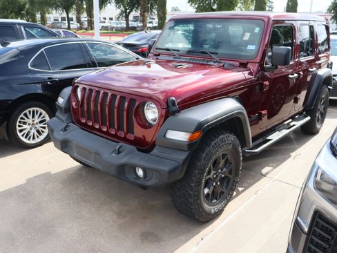 Used 2022 Jeep Wrangler Unlimited Sport w/ Sun And Sound Package AWD/4WD image 5