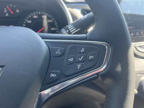 Used 2023 Chevrolet Malibu RS image 17