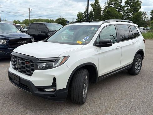 Used 2023 Honda Passport TrailSport image 65