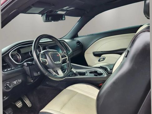 Used 2017 Dodge Challenger R/T Plus RWD image 13