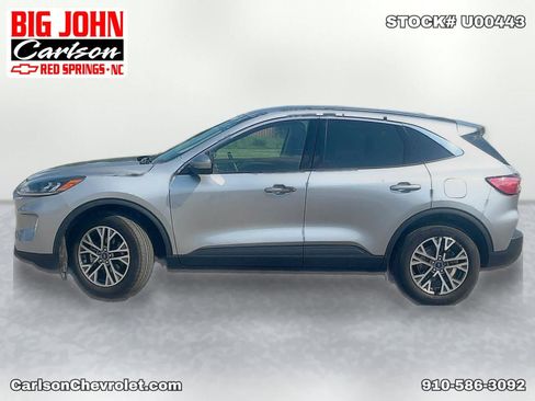 Used 2022 Ford Escape SEL w/ Technology Package AWD/4WD image 2