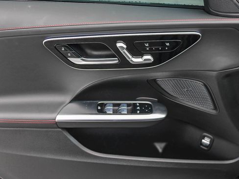 Used 2024 Mercedes-Benz C 43 AMG 4MATIC Sedan image 21