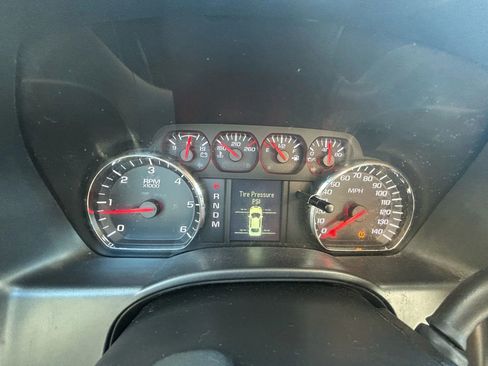 Used 2016 Chevrolet Silverado 1500 Custom w/ Custom Convenience Package image 13