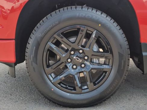 Certified 2022 Chevrolet Silverado 1500 Custom RWD image 31