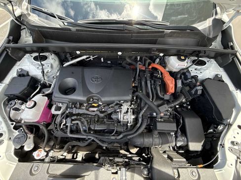 Used 2022 Toyota Venza Limited AWD/4WD image 11