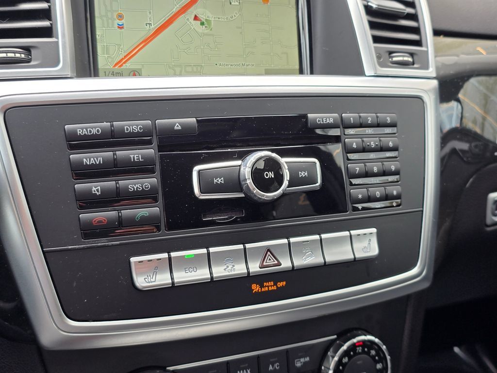 Used 2015 Mercedes-Benz ML 250 BlueTEC 4MATIC image 27