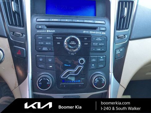 Used 2011 Hyundai Sonata Limited FWD image 11