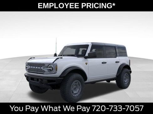 New 2025 Ford Bronco Badlands w/ Sasquatch Package AWD/4WD image 1