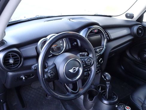 Used 2017 MINI Cooper 2-Door Hardtop image 11