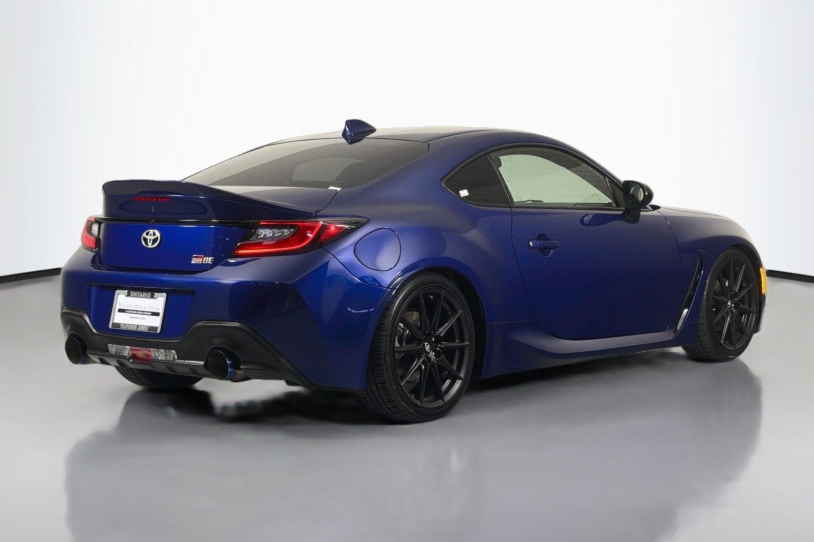 Used 2023 Toyota GR86 Premium w/ ALL Weather Mat Package (TMS) RWD image 12