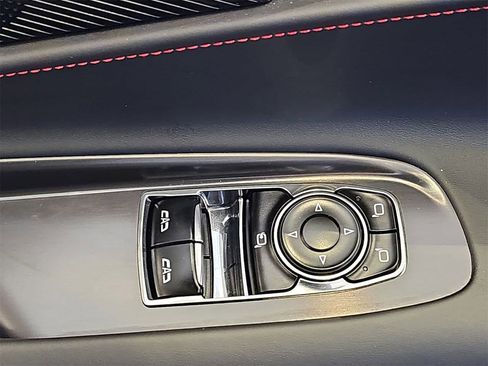 Certified 2024 Chevrolet Corvette Stingray Premium Cpe image 31
