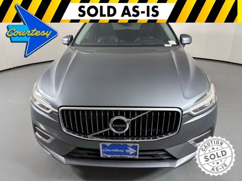 Used 2018 Volvo XC60 T5 Inscription w/ Convenience Package AWD/4WD image 3