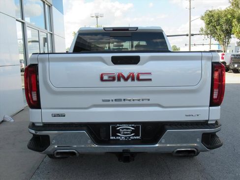 Used 2021 GMC Sierra 1500 SLT w/ SLT Convenience Package image 5