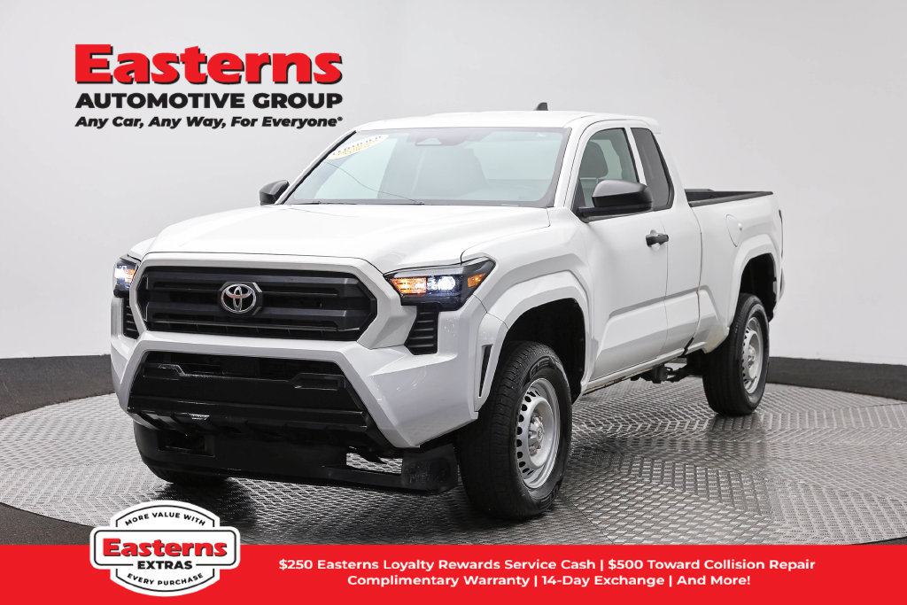 Used 2025 Toyota Tacoma SR RWD image 1