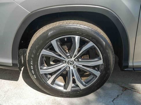 Used 2018 Lexus RX 350L FWD w/ Premium Package image 10