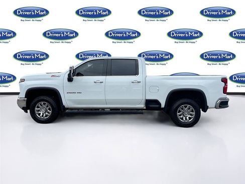 Used 2024 Chevrolet Silverado 2500 LTZ w/ LTZ Plus Package image 5