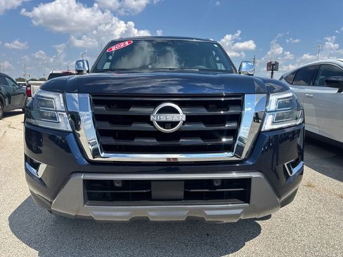 Used 2024 Nissan Armada Platinum w/ Captain's Chairs Package AWD/4WD image 2